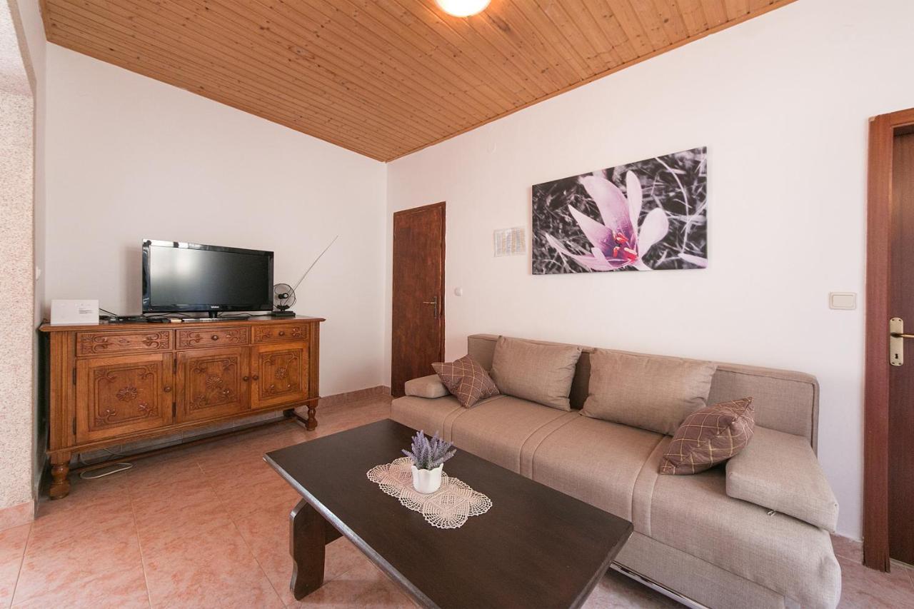 Apartments By The Sea Podaca, Makarska - 13974 المظهر الخارجي الصورة