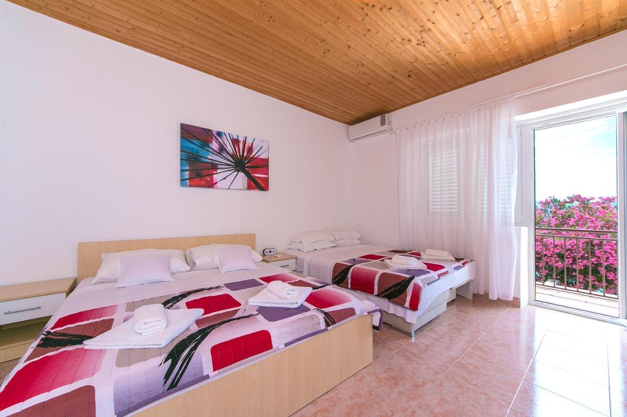 Apartments By The Sea Podaca, Makarska - 13974 المظهر الخارجي الصورة