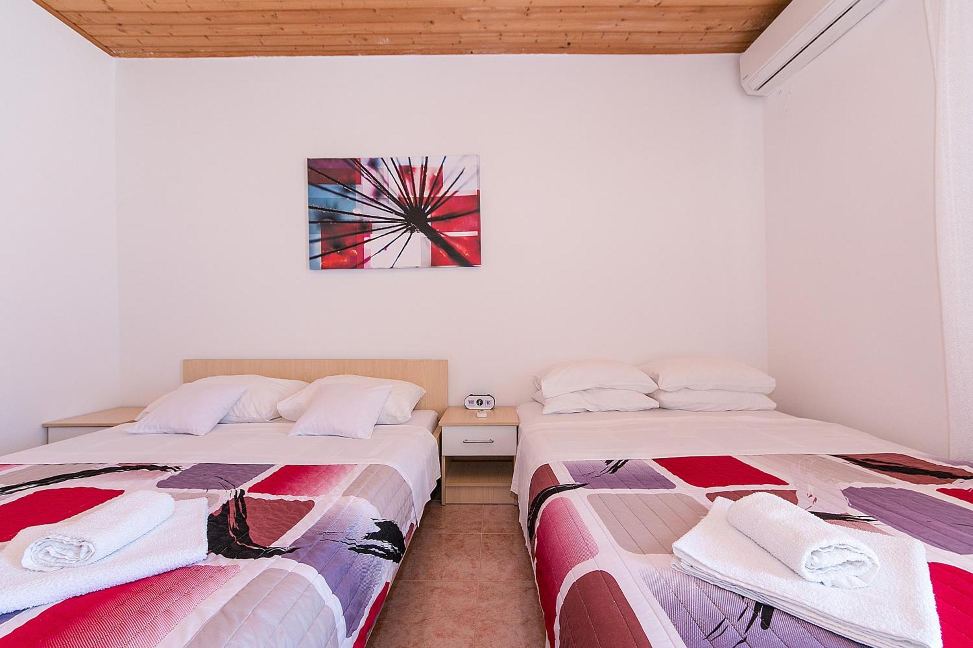 Apartments By The Sea Podaca, Makarska - 13974 الغرفة الصورة